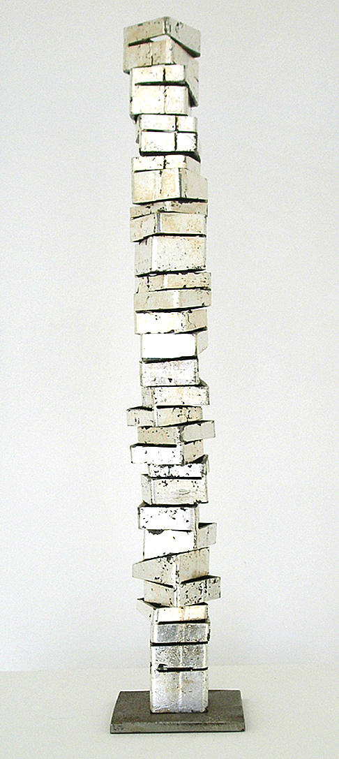 small red cubes tower, Ernst J. Petras, Neuenhagen zur ART Brandenburg 2013